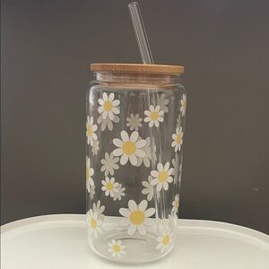 Daisy Glass Tumbler with Bamboo Lid and Straw